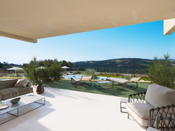 New build penthouse in Costa del Sol with solarium and sea views