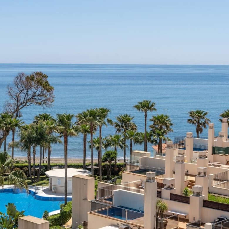 Private rooftop pool terrace Estepona Costa del Sol